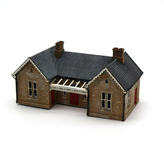 FM805A – LMS Station Building OO/HO Scale